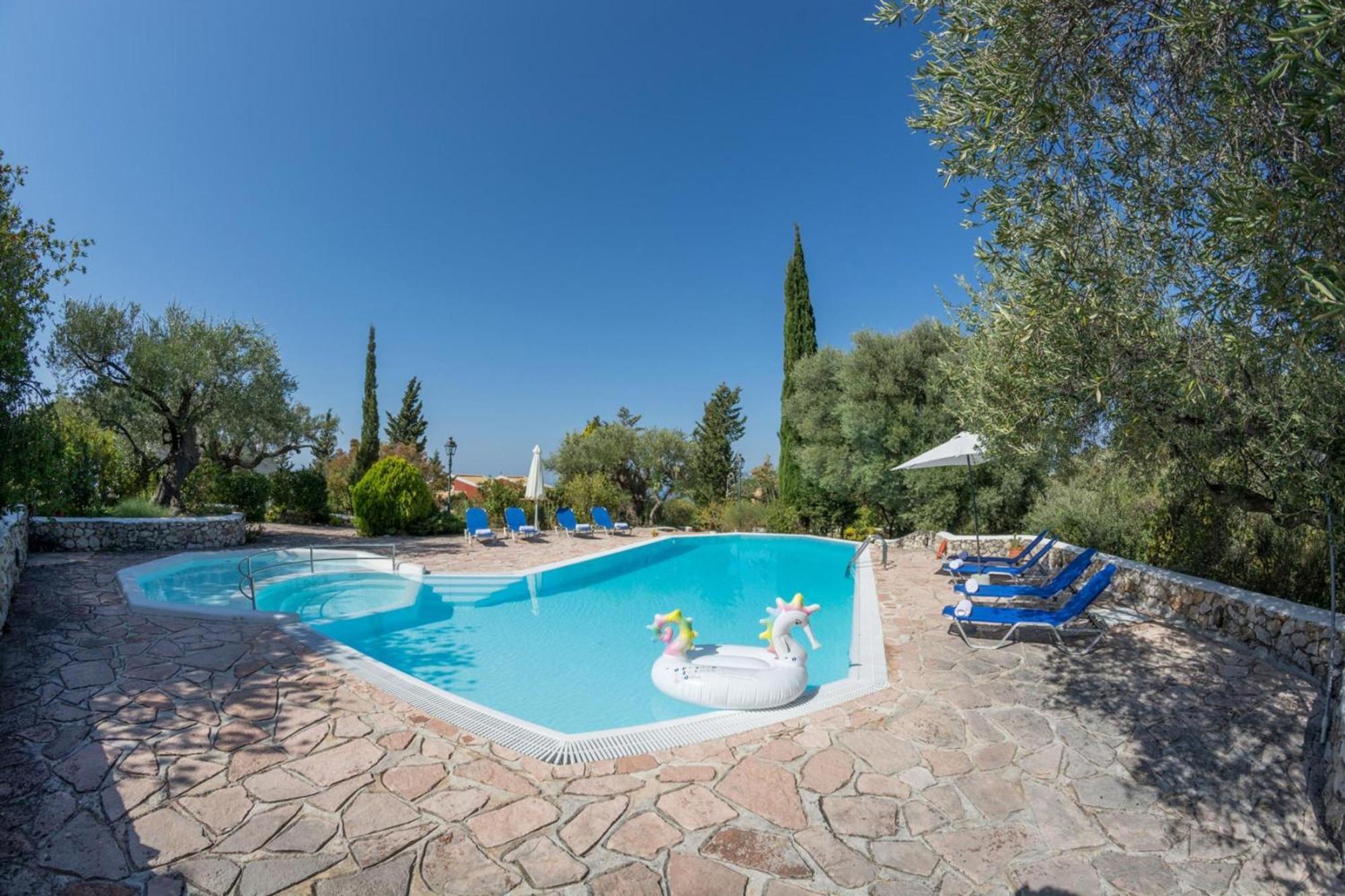 Agios Nikitas Villas Exterior photo