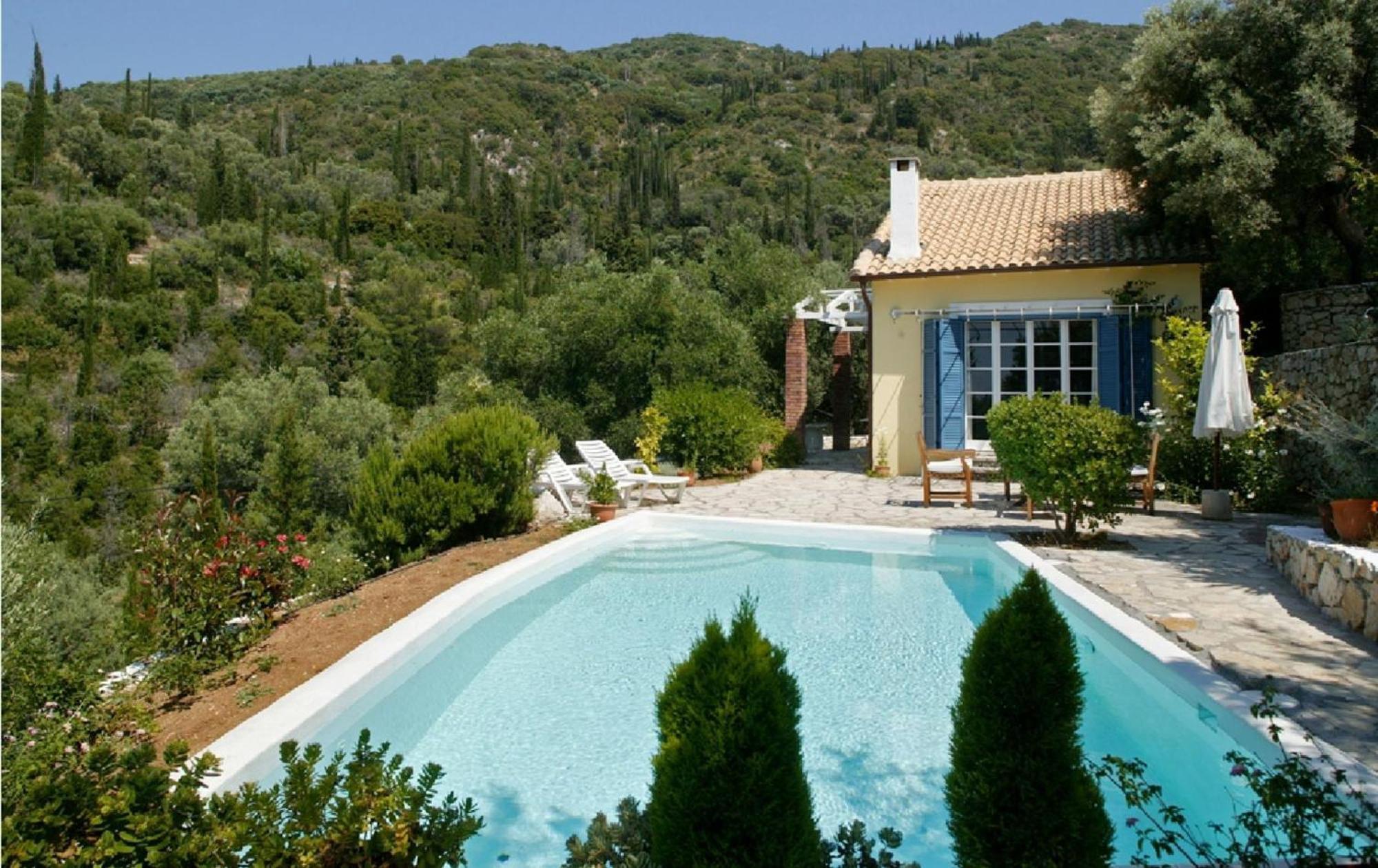 Agios Nikitas Villas Exterior photo