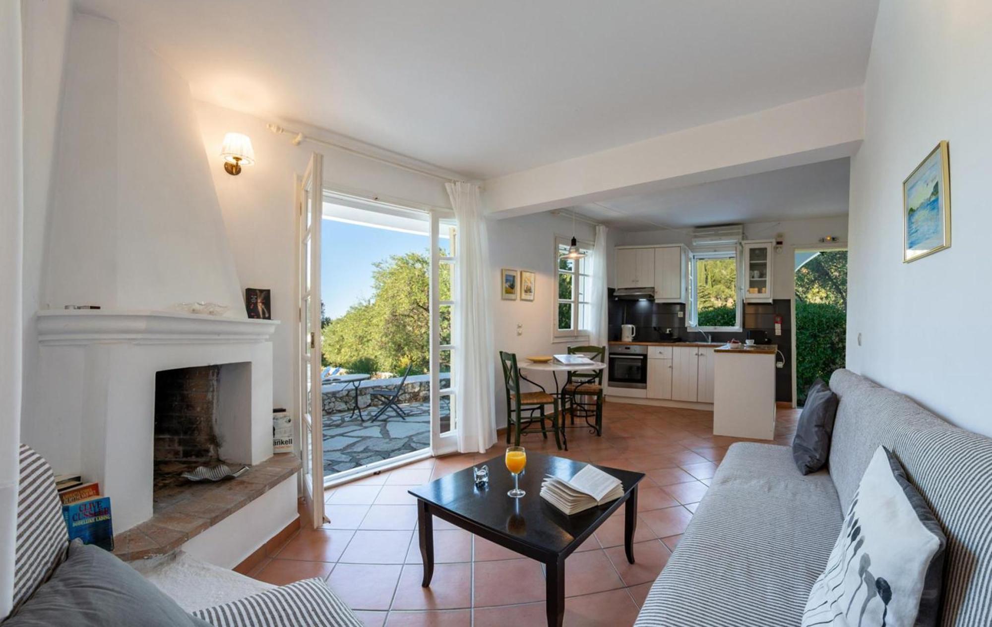 Agios Nikitas Villas Exterior photo